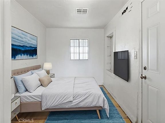 4th image of 2403 S Ln #I