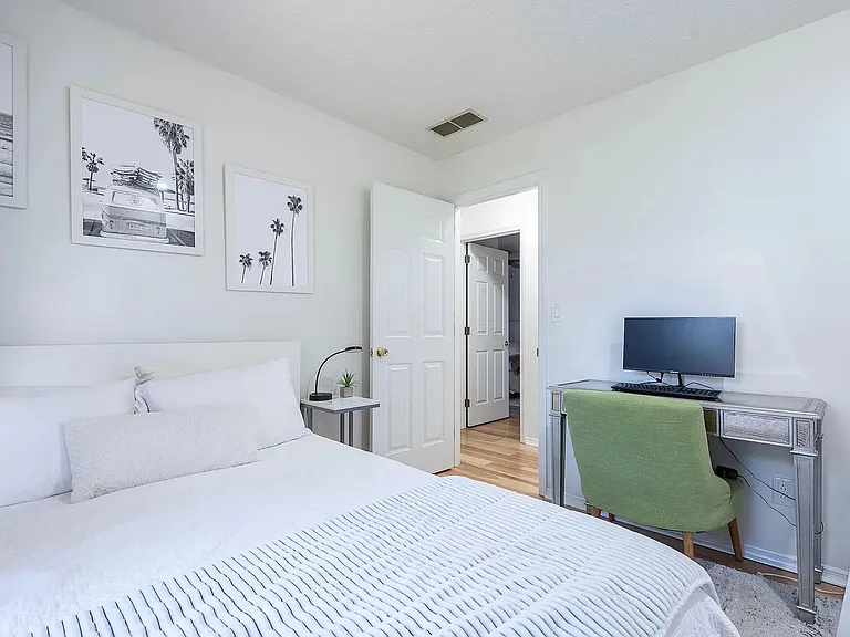 610 W Ryan Rd — Photo 16