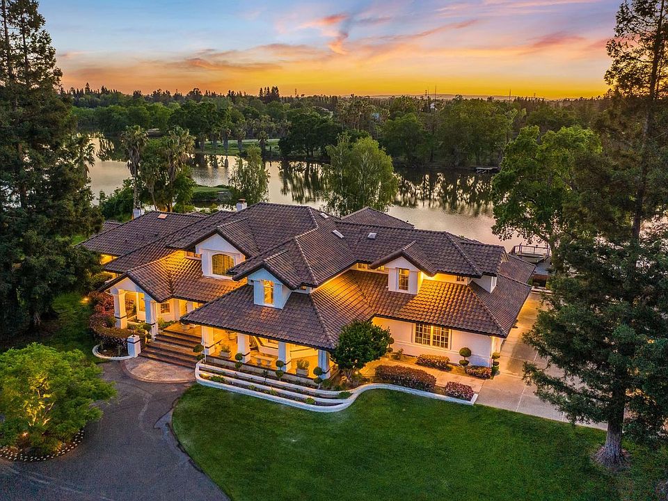 1st image of 10676 Wilton Rd