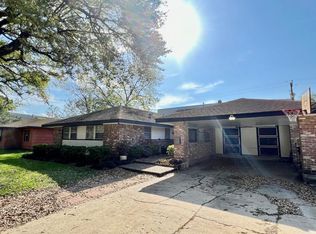 2107 Restridge Dr #2, Houston, TX 77055