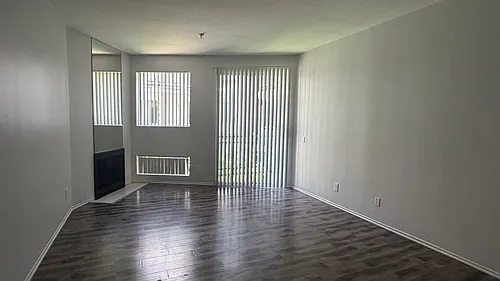 Floor plan 214