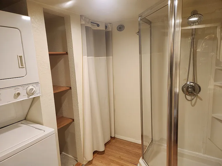 1425 Pinyon Ave #B — Photo 6