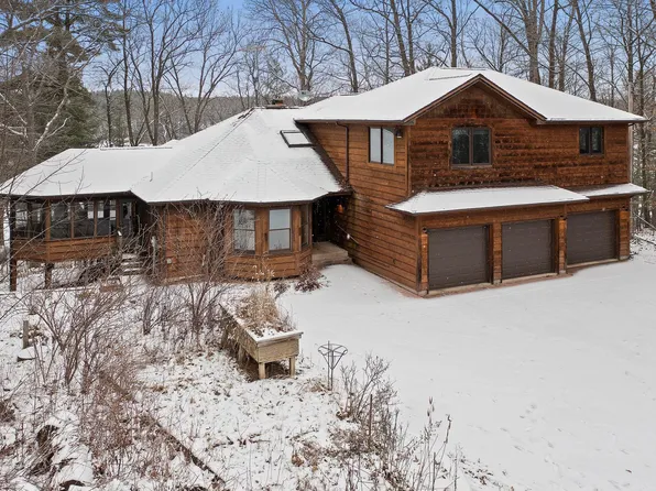 2437 3 1/4 5 St #5, Cumberland, WI 54829