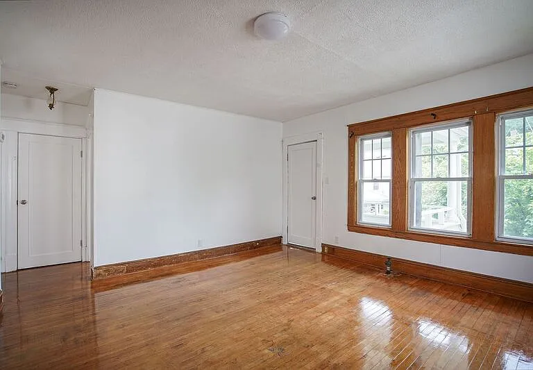 25-27 Virginia St #27 — Photo 14