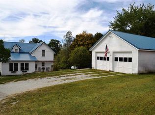 1469 111th Ave, Castalia, IA 52133