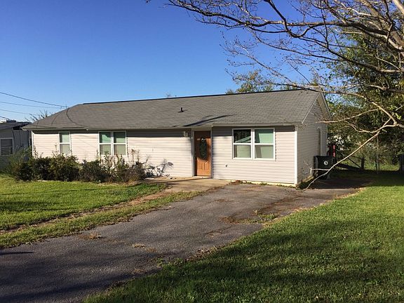 4th image of 1420 14th St E