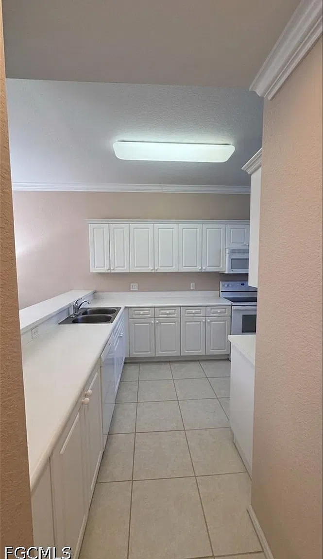 8331 Whiskey Preserve Cir — Photo 4