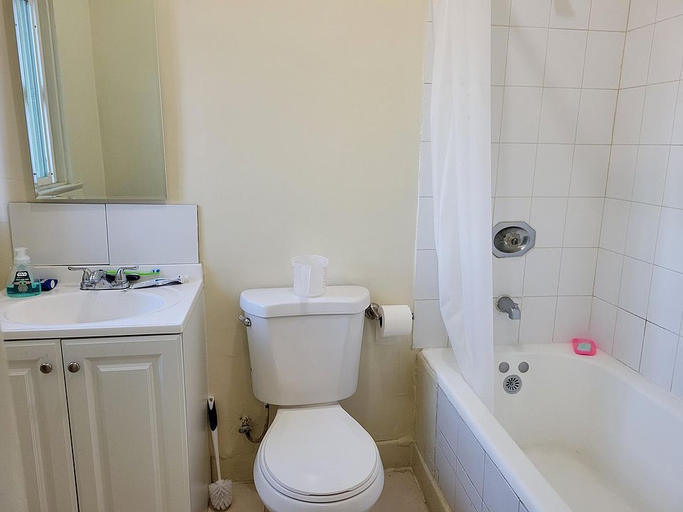 2nd image of 1503 N Normandie Ave #1