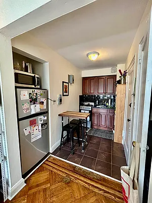 Rented by PennApts | media 6