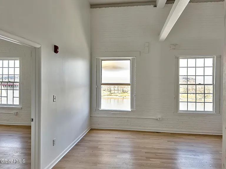 155 River St #5A — Photo 12