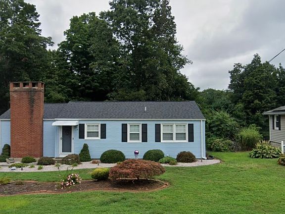 3rd image of 19 Brooklane Road