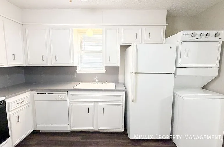 7303 Avenue X #101 — Photo 5