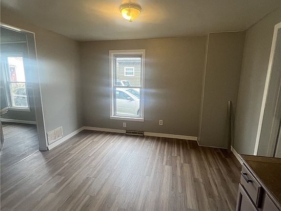 5th image of 13 Birch St