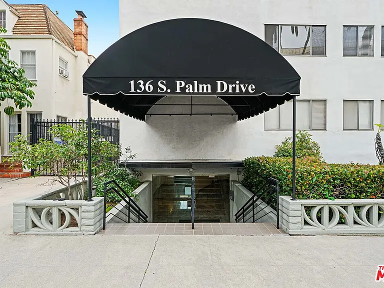 136 S Palm Dr #103 — Photo 15