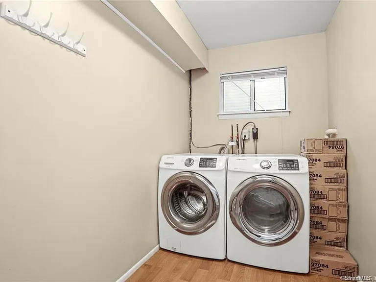 10 Harvann Rd — Photo 25