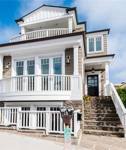 132 28th St, Hermosa Beach, CA, 90254