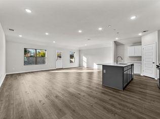 705 Metallic Tree Ln, Van Alstyne, TX 75495