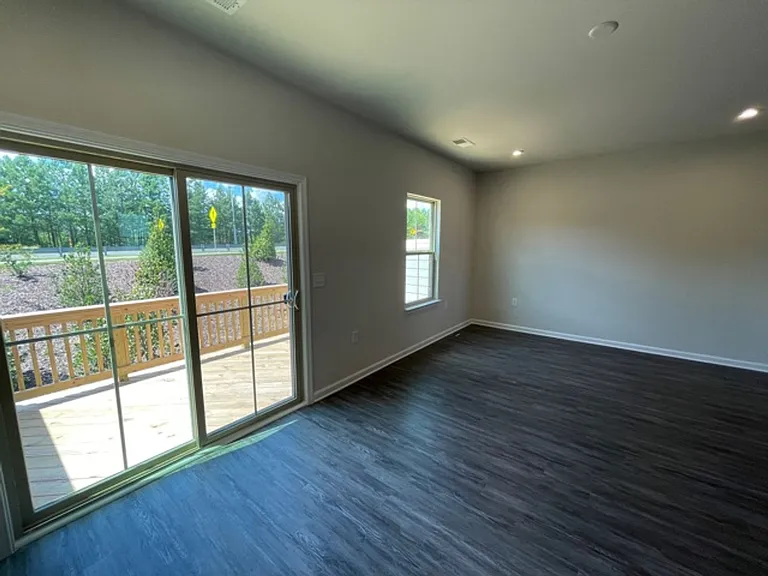 1004 Channing Park Cir — Photo 7