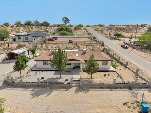 943 Quail Mesa Dr, Socorro, TX 79927