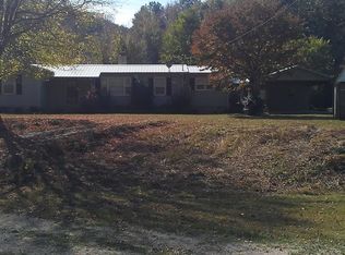 8485 Flat Gap Creek Rd, Olivehill, TN 38475