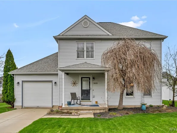 3652 Princeton Rd, Hamburg, NY 14075