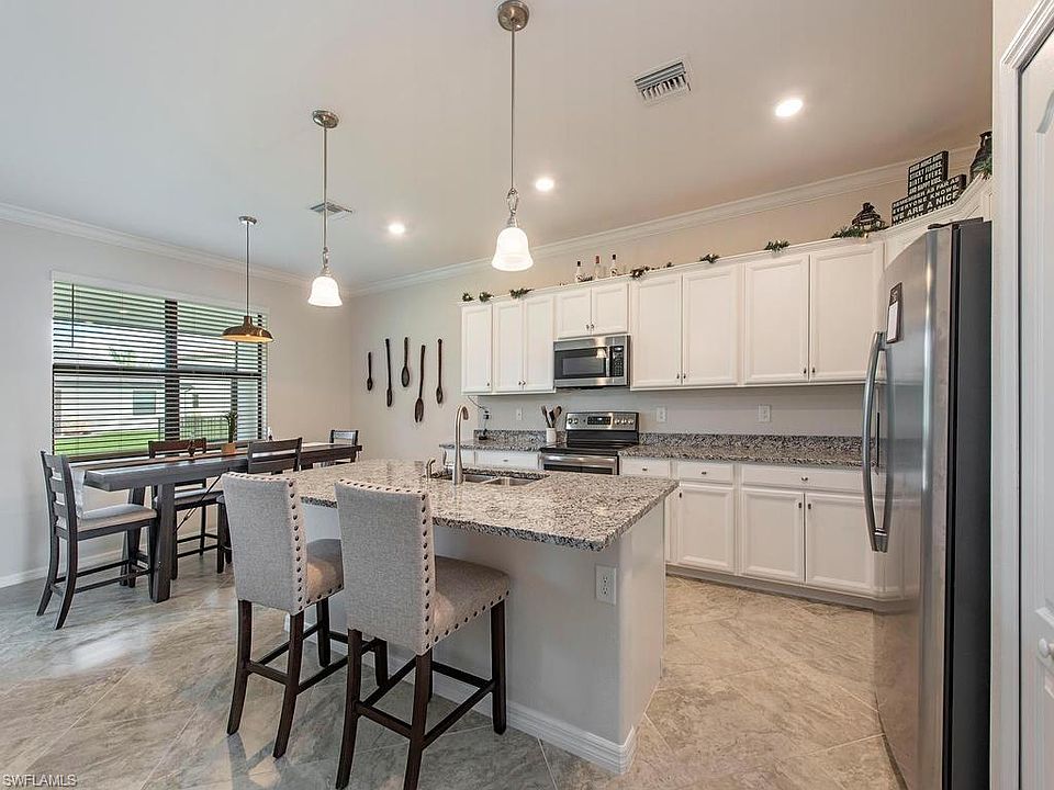 1st image of 9432 Glenforest Dr