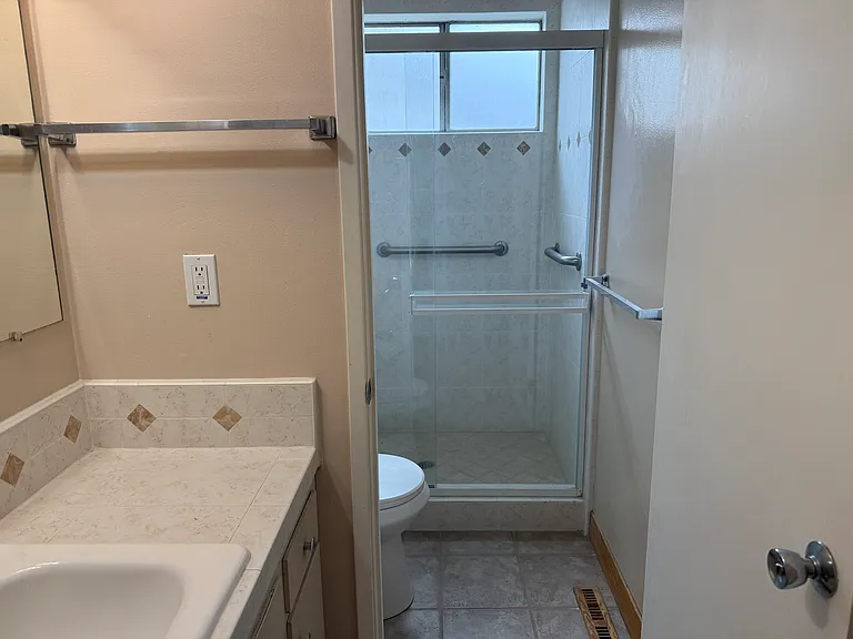 Master Vanity/Bath