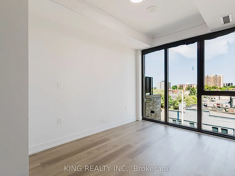 1 Jarvis St #531 — Photo 27