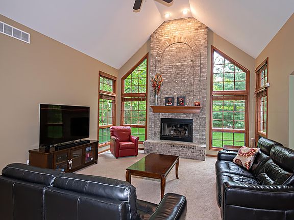 2nd image of 4060 Kendall Dr