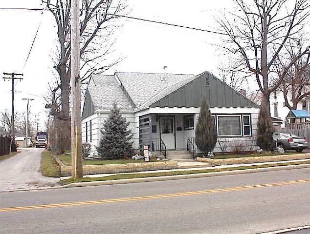 1st image of 218 E Southern Ave