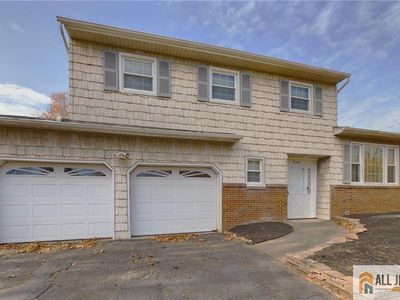 13 Lynnwood Rd, Edison, NJ, 08820