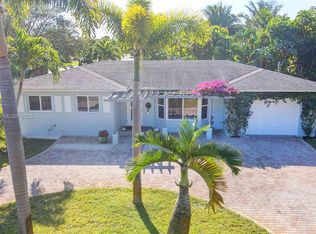 702 SW 25th Pl, Boynton Beach, FL 33435