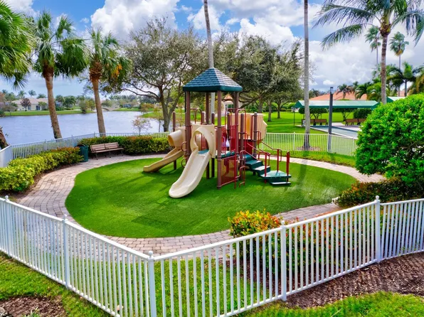8228 Xanthus Lane, Wellington, FL 33414
