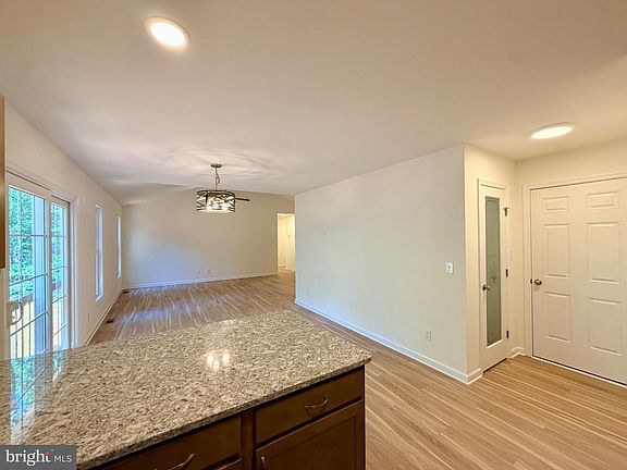 5th image of 12275 Autumn Ridge Ln