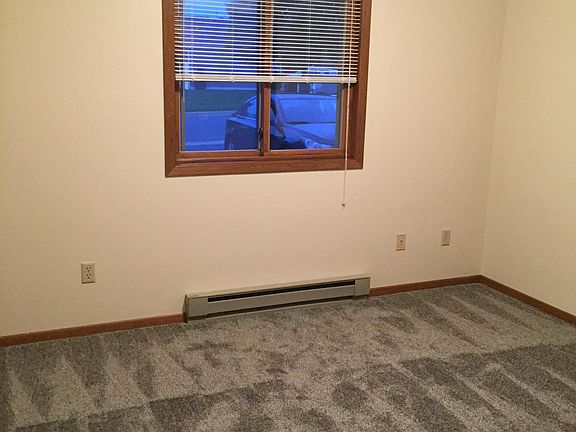 5th image of 1419 Doman Dr