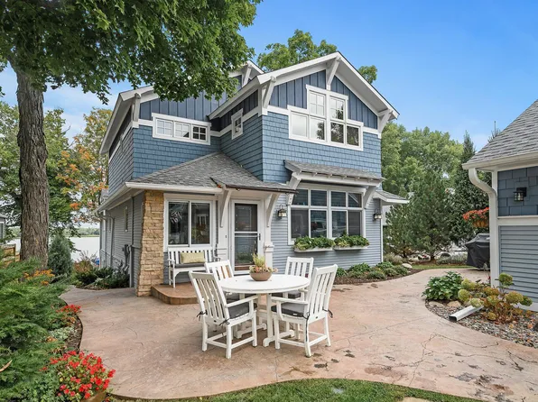 4628 S Lake Sarah Dr, Maple Plain, MN 55359