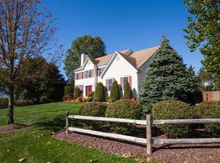 62 Margaret Dr, Somerset, NJ 08873