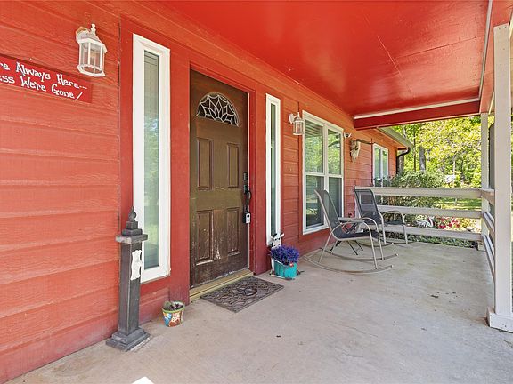 3rd image of 9895 Hickory Ridge Dr