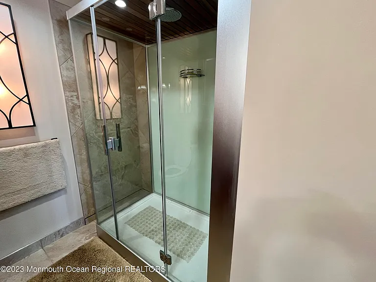 525 Ocean Blvd #405 — Photo 15