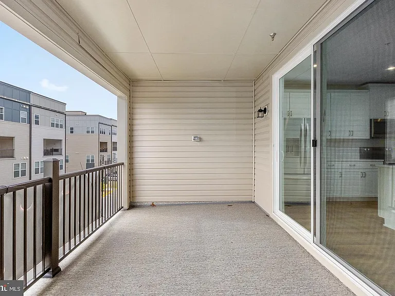 2546 Neabsco Common Pl — Photo 25