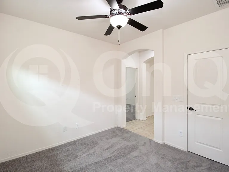 2980 E Ridgewood Ln — Photo 14