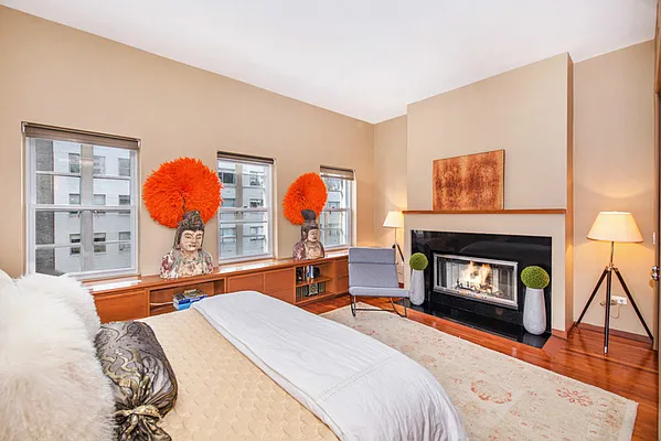 Rented by Keller Williams NYC | media 23