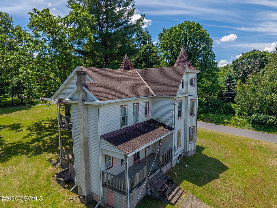 13th image of 205 Sunbury St