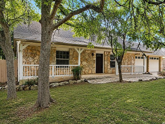 3rd image of 28028 BONN MOUNTAIN ST
