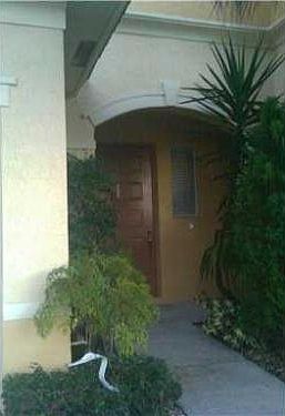 1st image of 345 River Bluff Ln