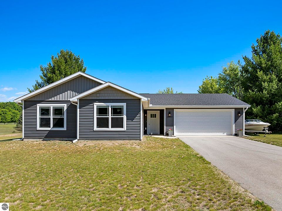 1st image of 18880 Lance Ln