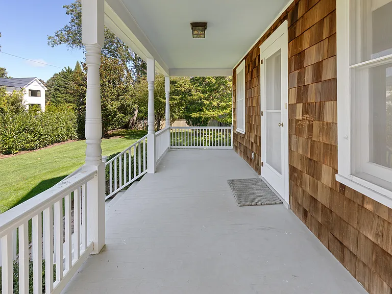 43 Sawasett Ave — Photo 18
