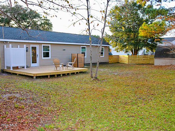 3rd image of 124 Jefferson Street