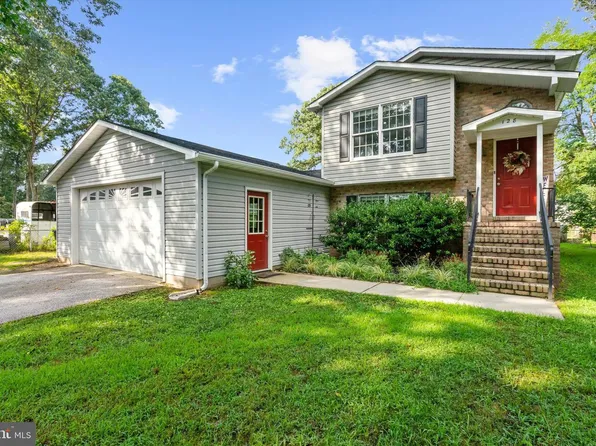 128 Delaware Ave, Pasadena, MD 21122
