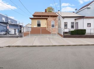 74 N 6th St, Paterson, NJ
